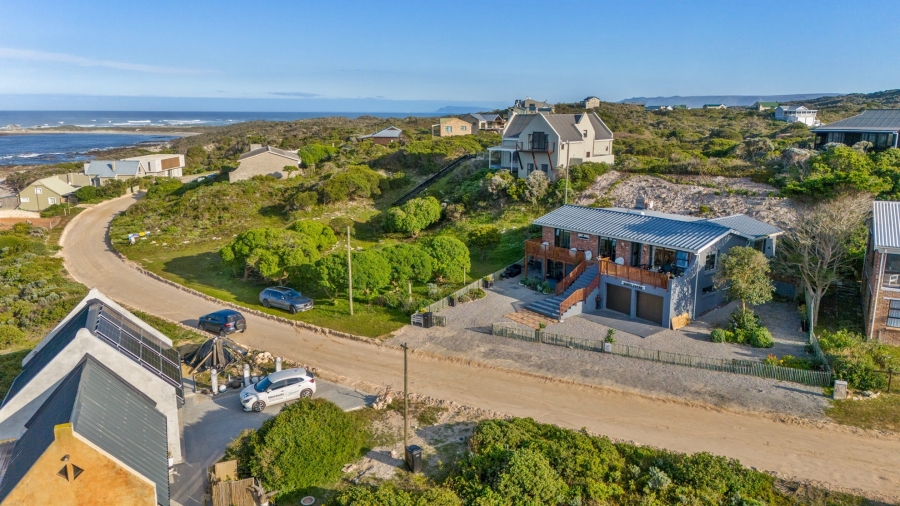 4 Bedroom Property for Sale in Suiderstrand Western Cape